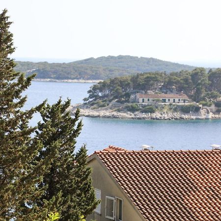 Adria Apartment Хвар Екстериор снимка