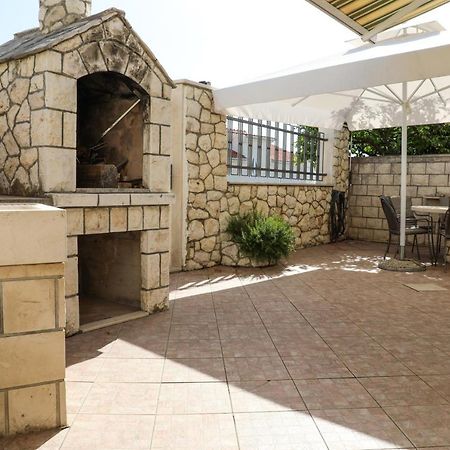 Adria Apartment Хвар Екстериор снимка