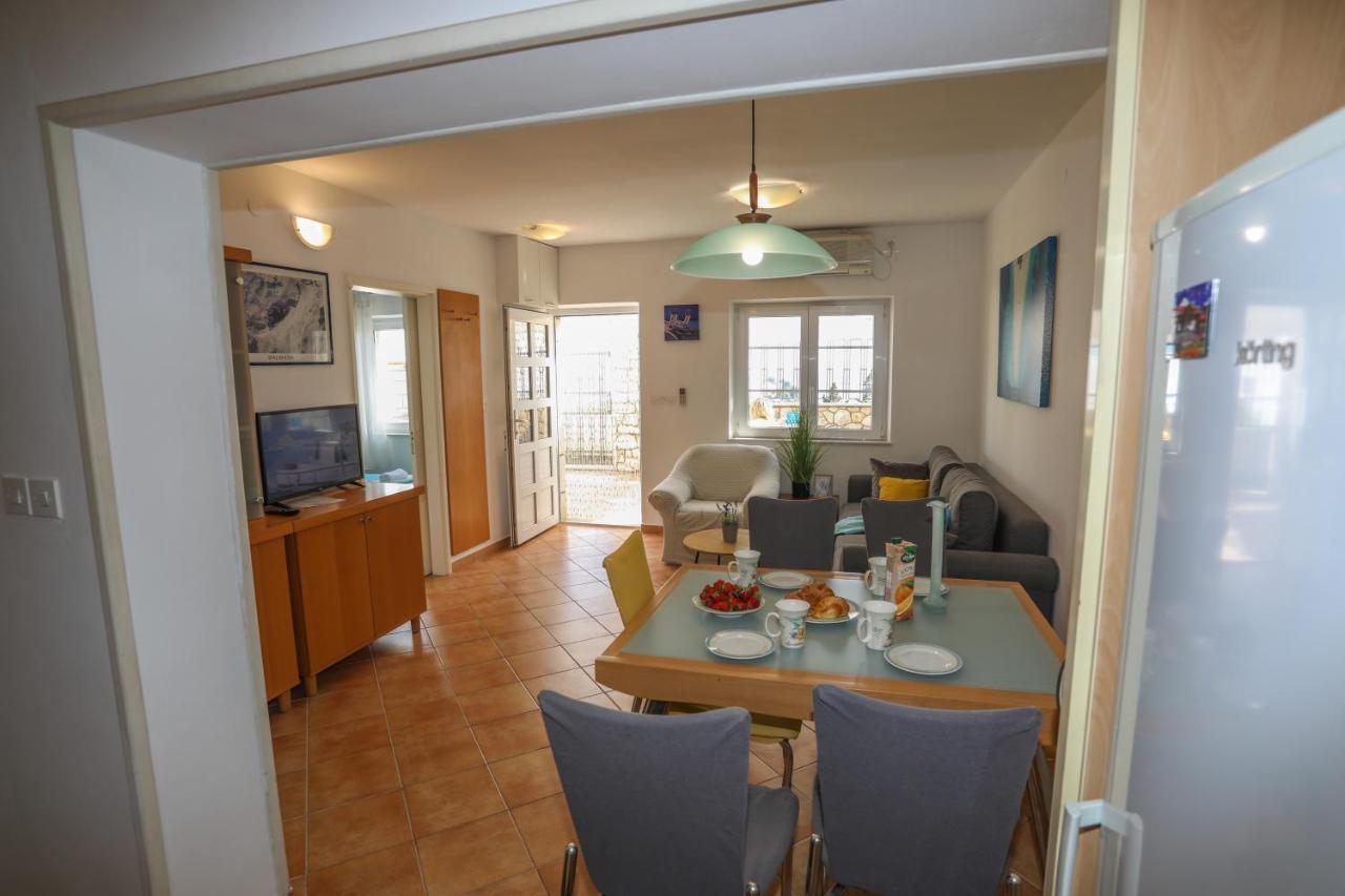 Adria Apartment Хвар Екстериор снимка