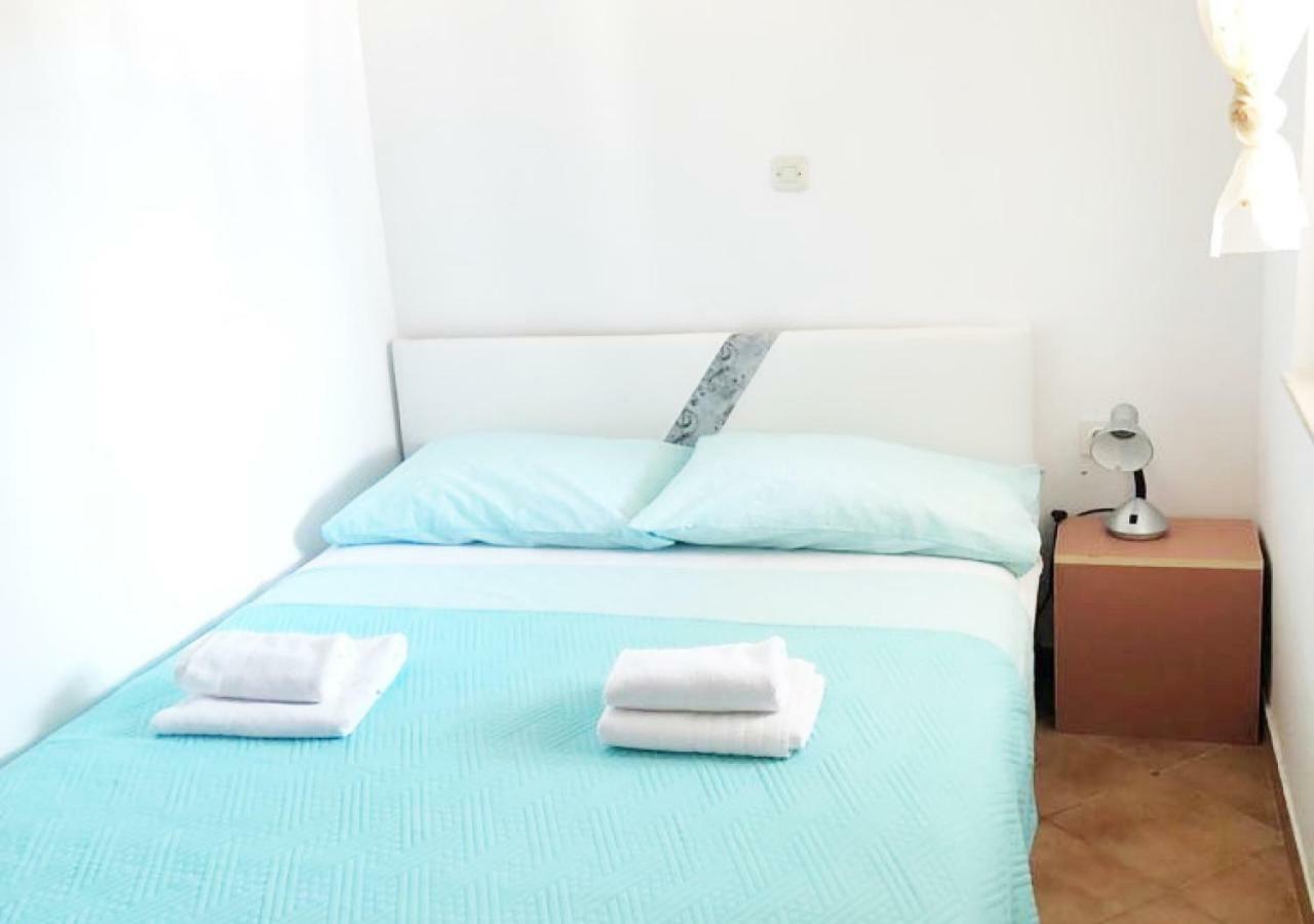 Adria Apartment Хвар Екстериор снимка